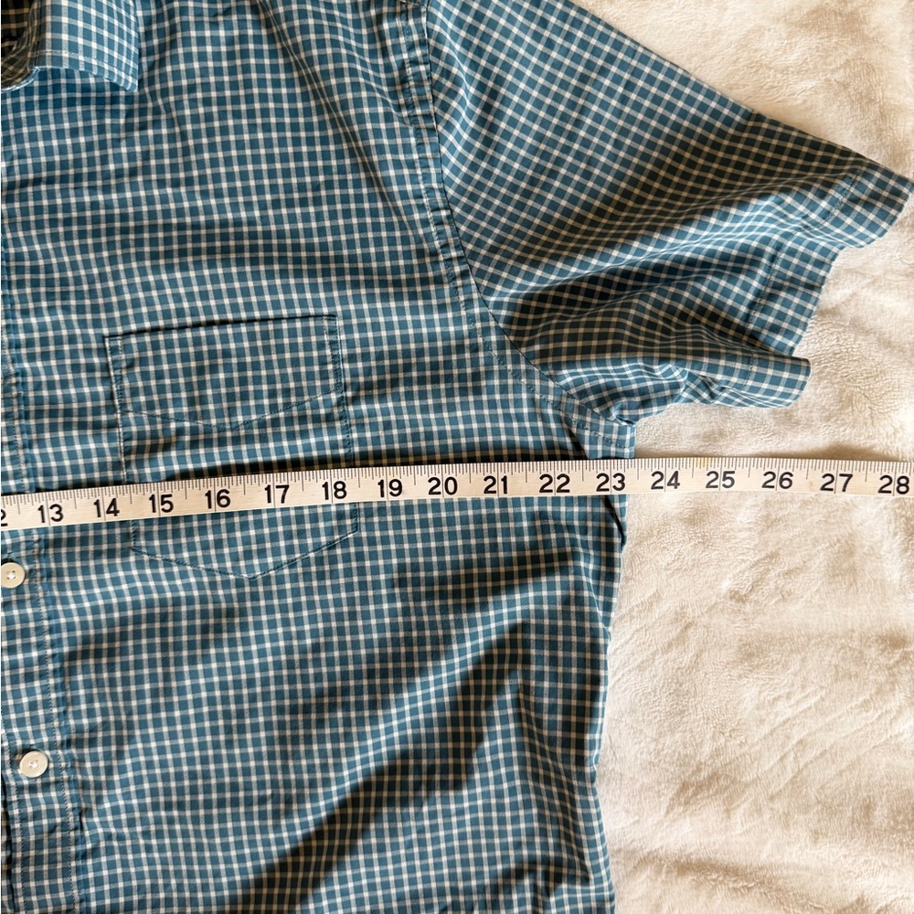 UNTUCKit Men's Green plaid Shirt - Picture 7 of 8
